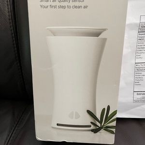 UHOO SMART AIR QUALITY SENSOR